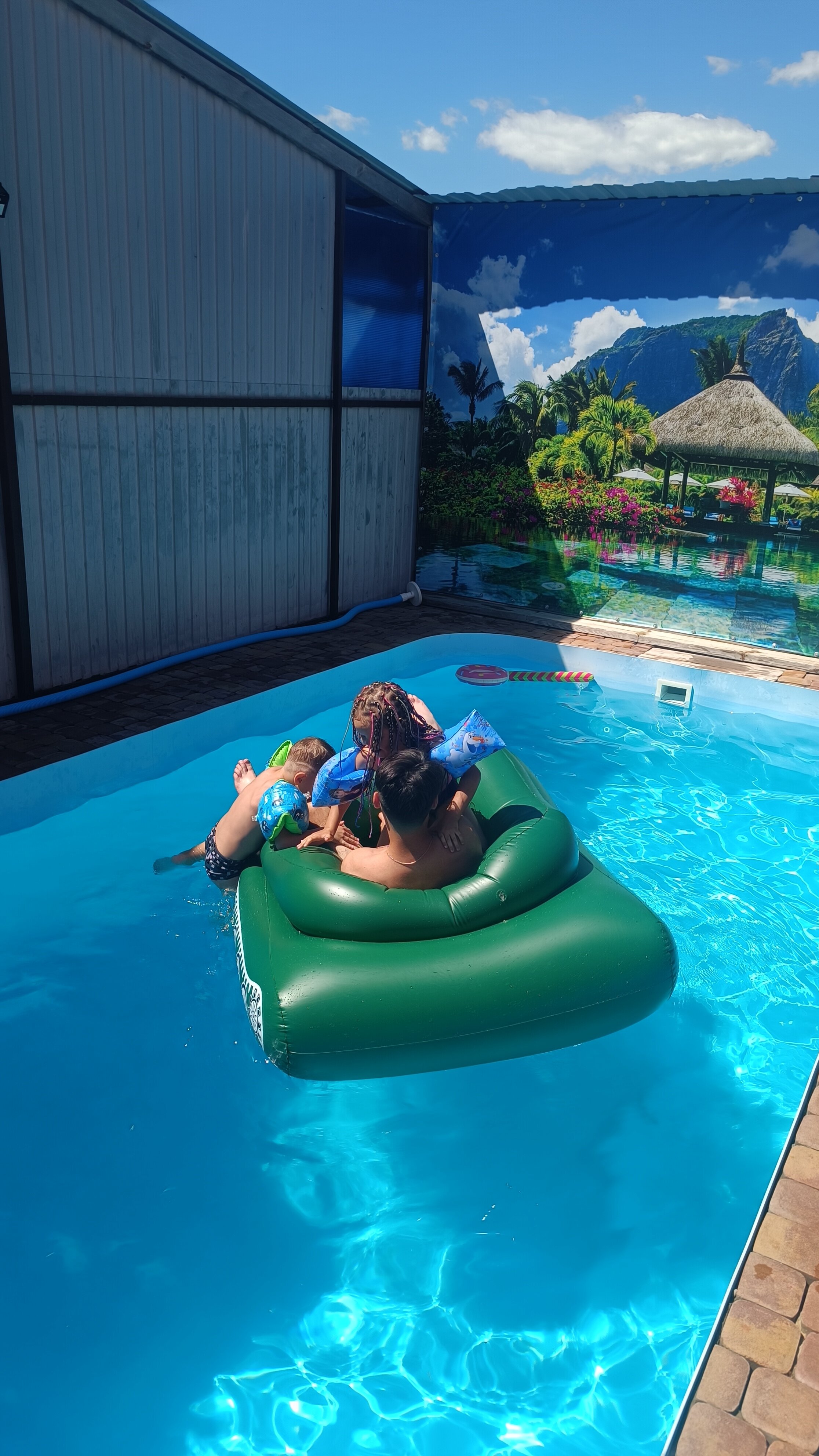 Фото Visokiy Bereg Inn