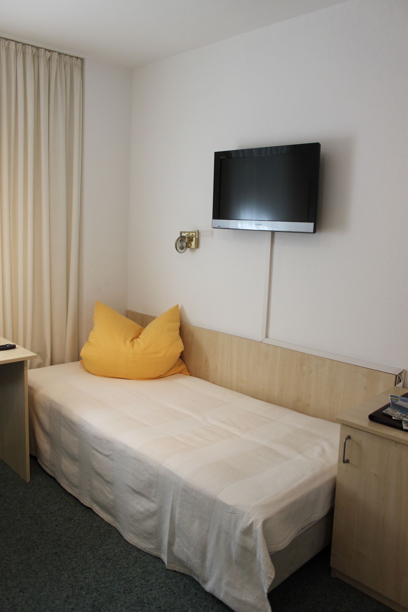 Фото Hotel Occam