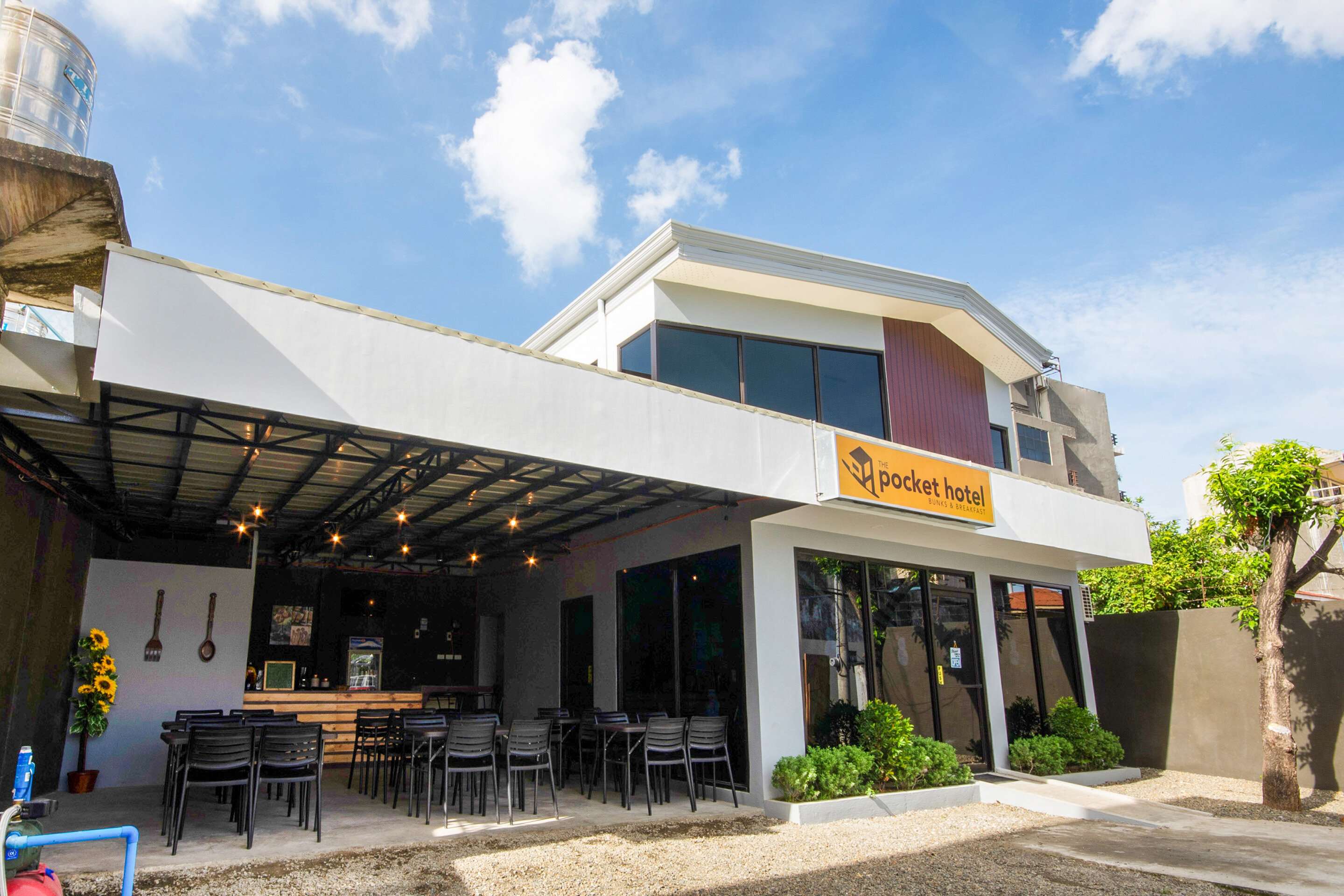 Фото Super Oyo 495 The Pocket Hotel