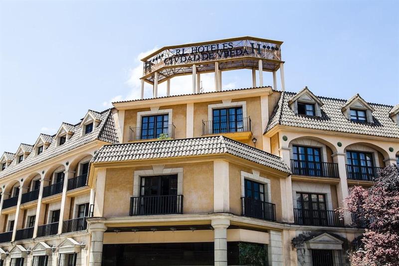 Фото отеля 3