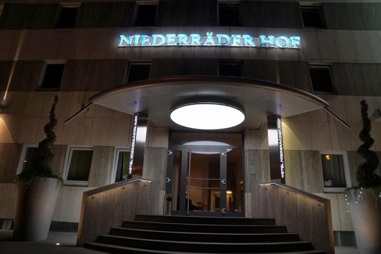 Фото Hotel Niederraeder Hof