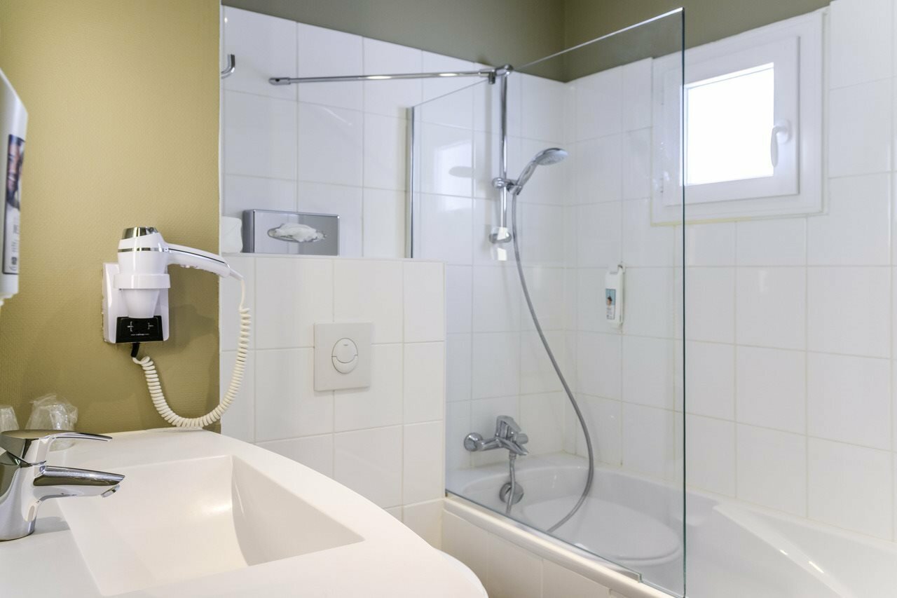 Фото ibis Paris Tour Montparnasse 15th