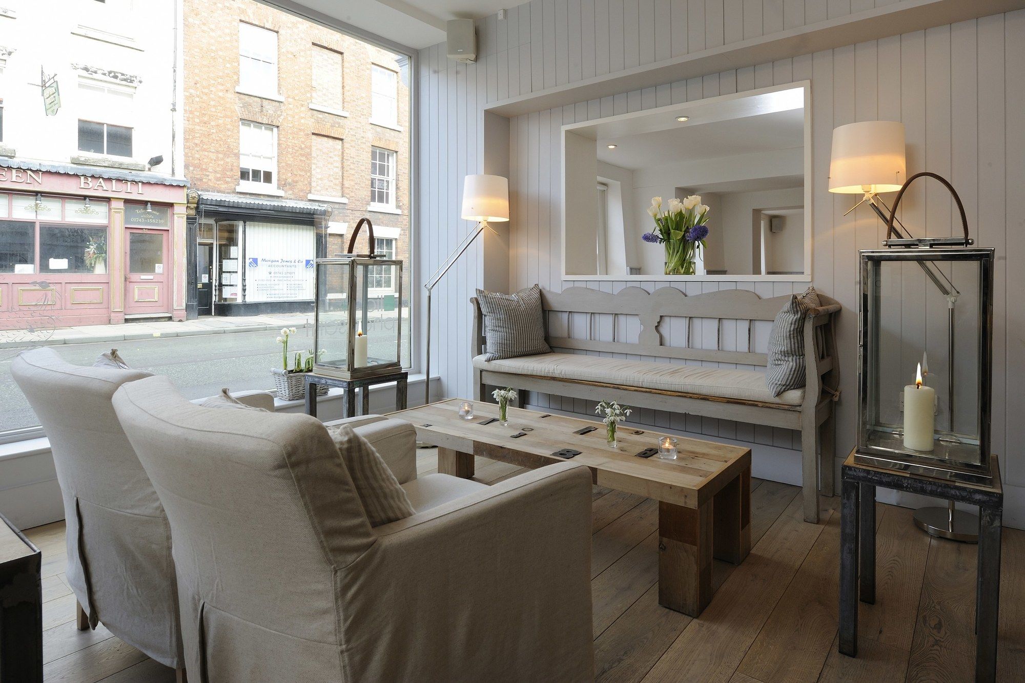 Фото Lion and Pheasant Hotel