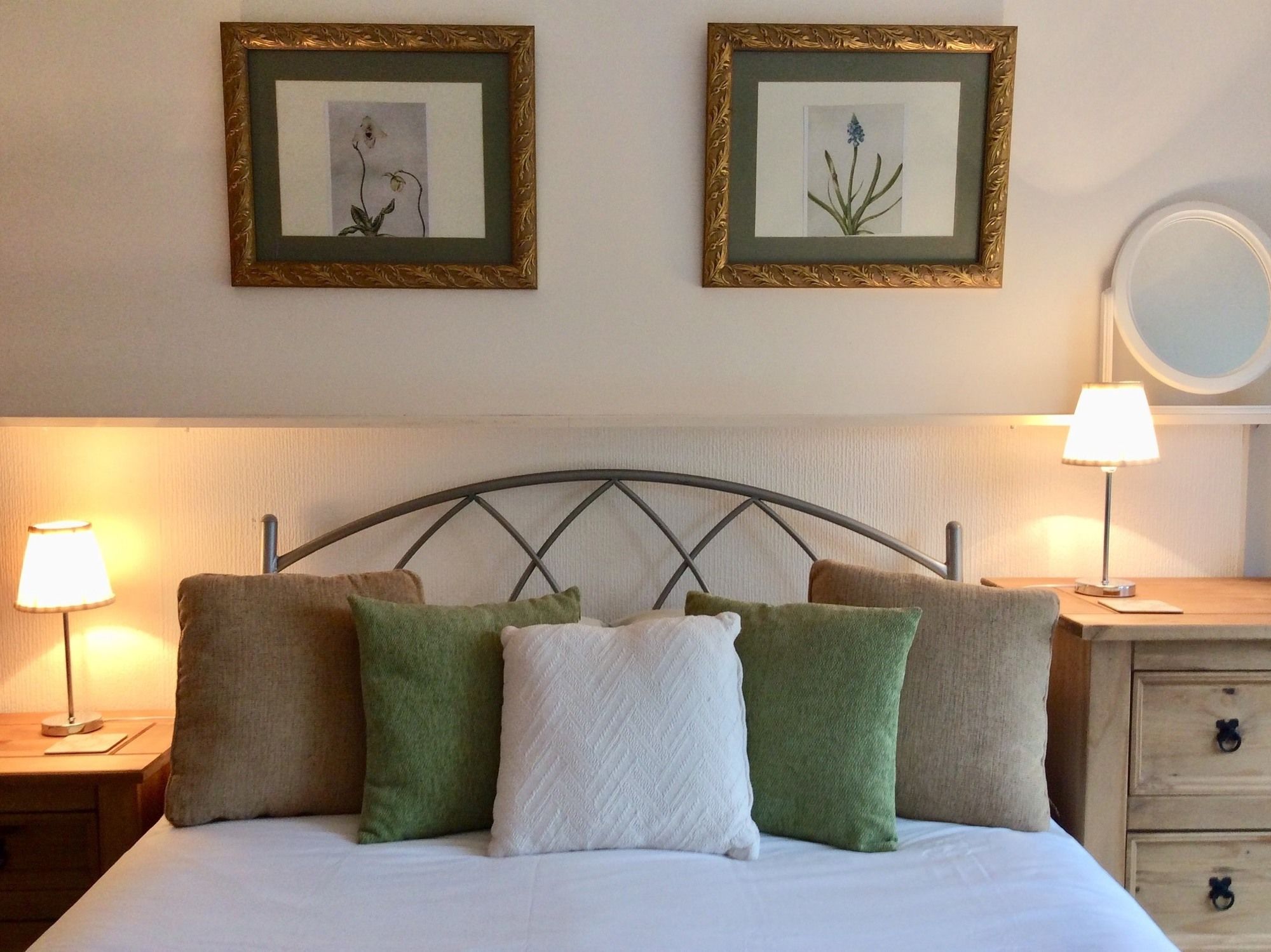 Фото Humphries Cross Apartments