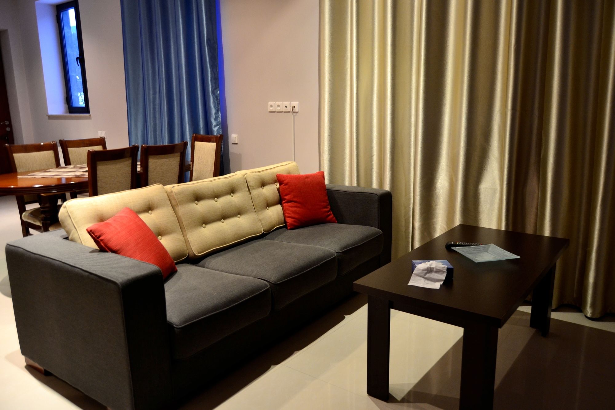 Фото Вилլадзор