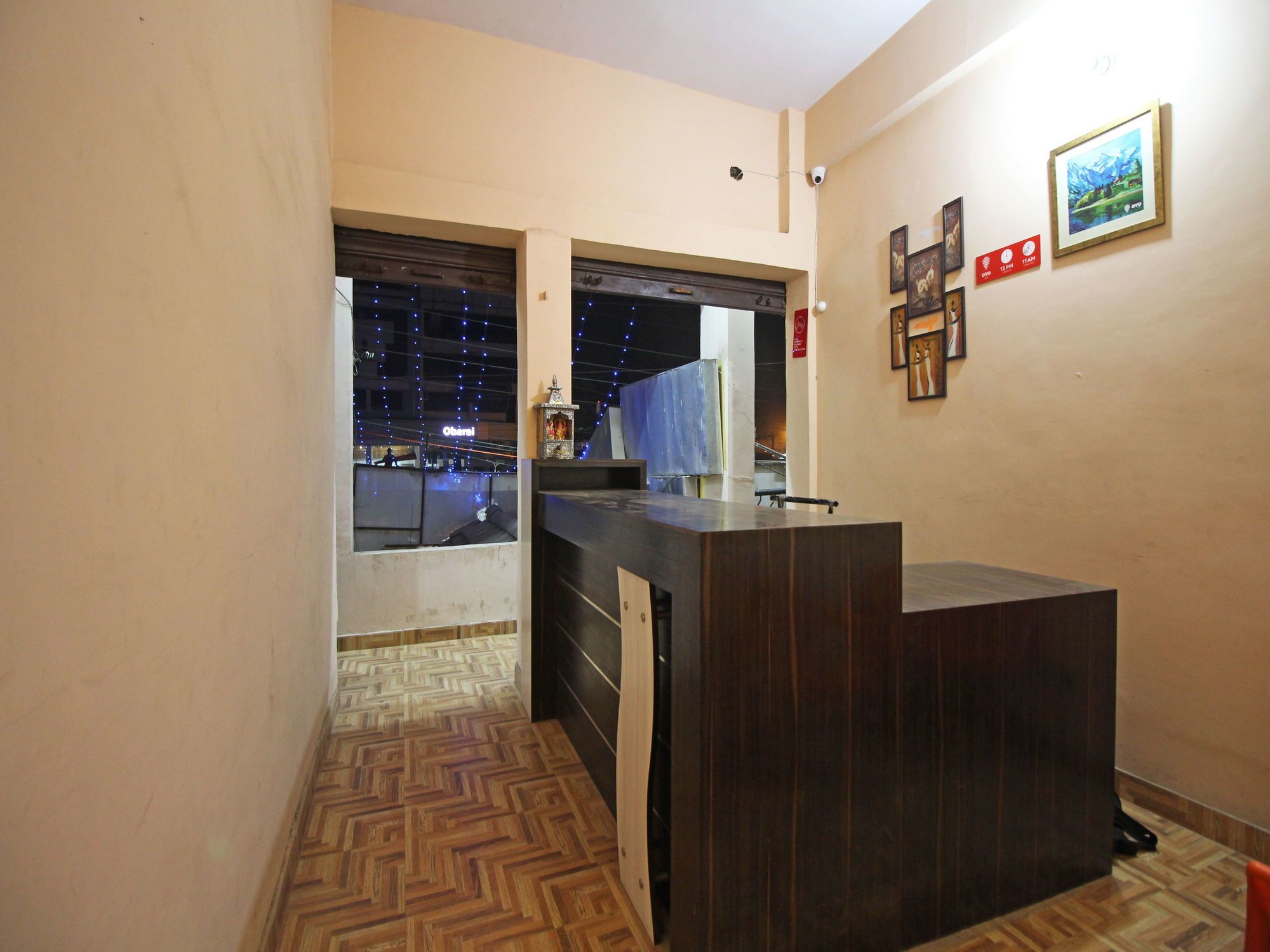 Фото Oyo 4715 Kk Residency