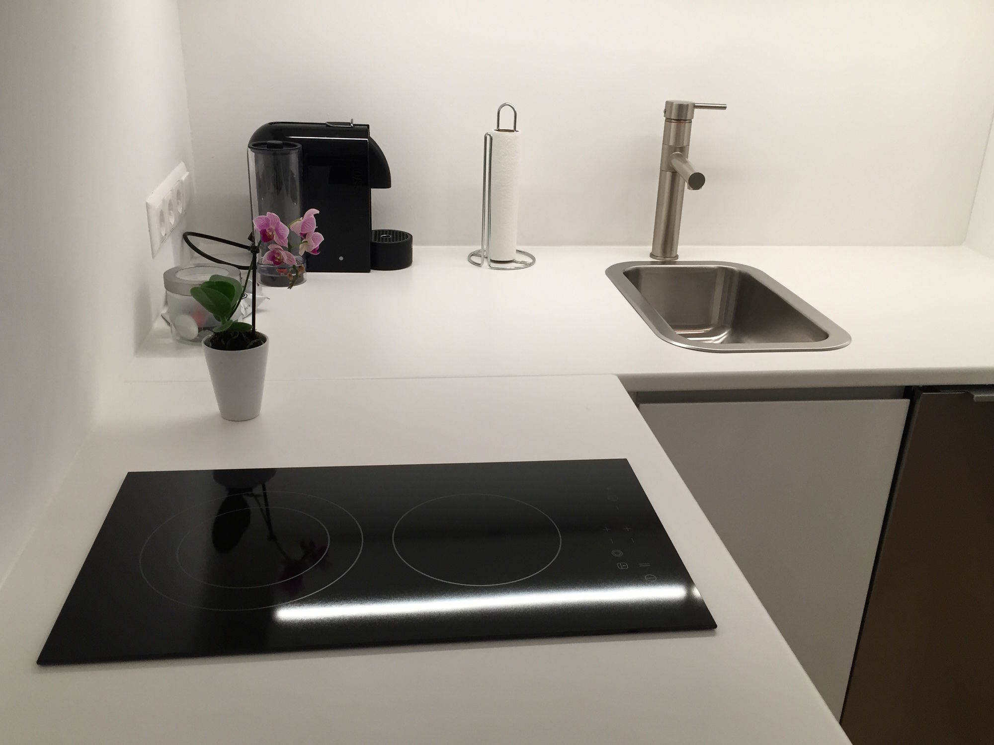 Фото Pink Grapefruit City Condo