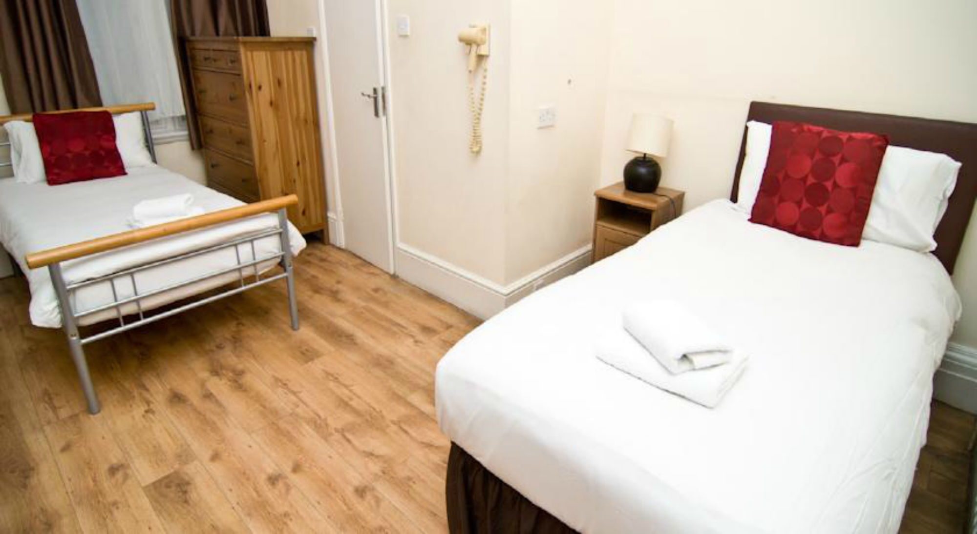 Фото The Windmill