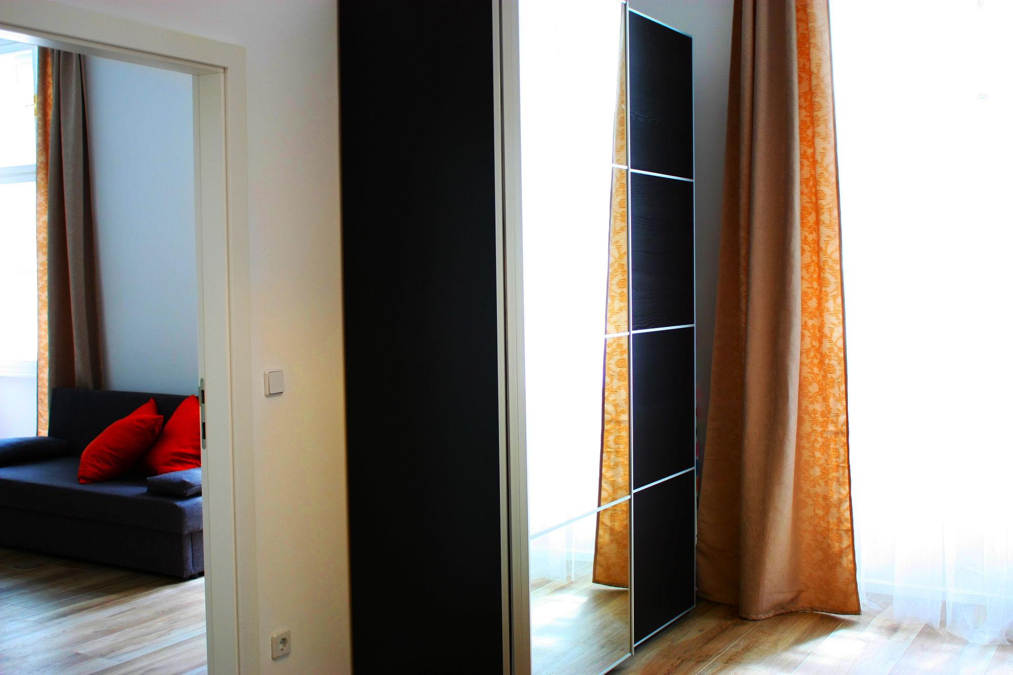 Фото GoVienna Oldtown Apartments