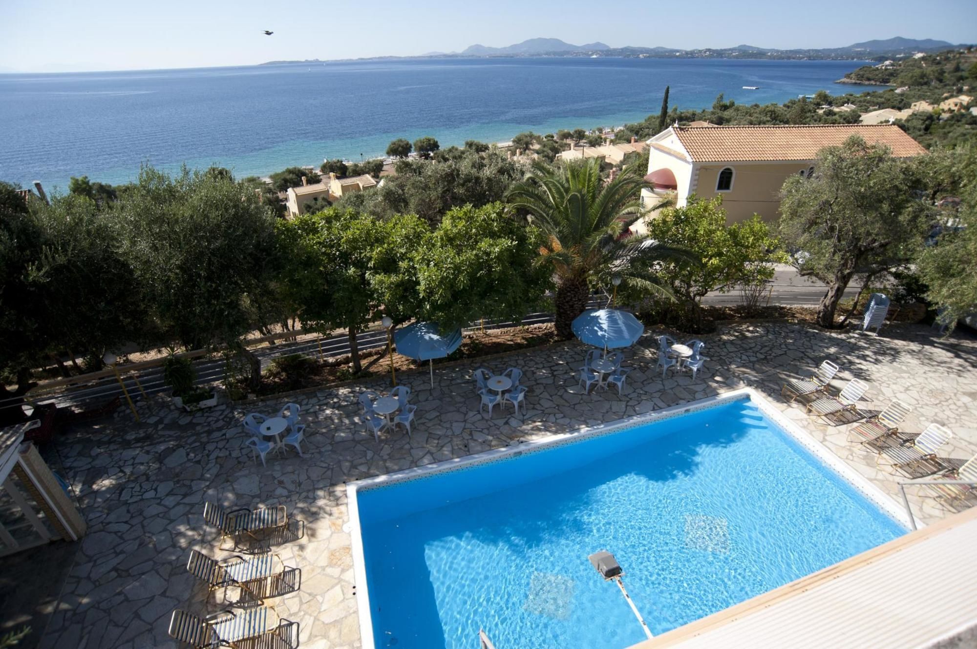 Фото Paradise Apartments