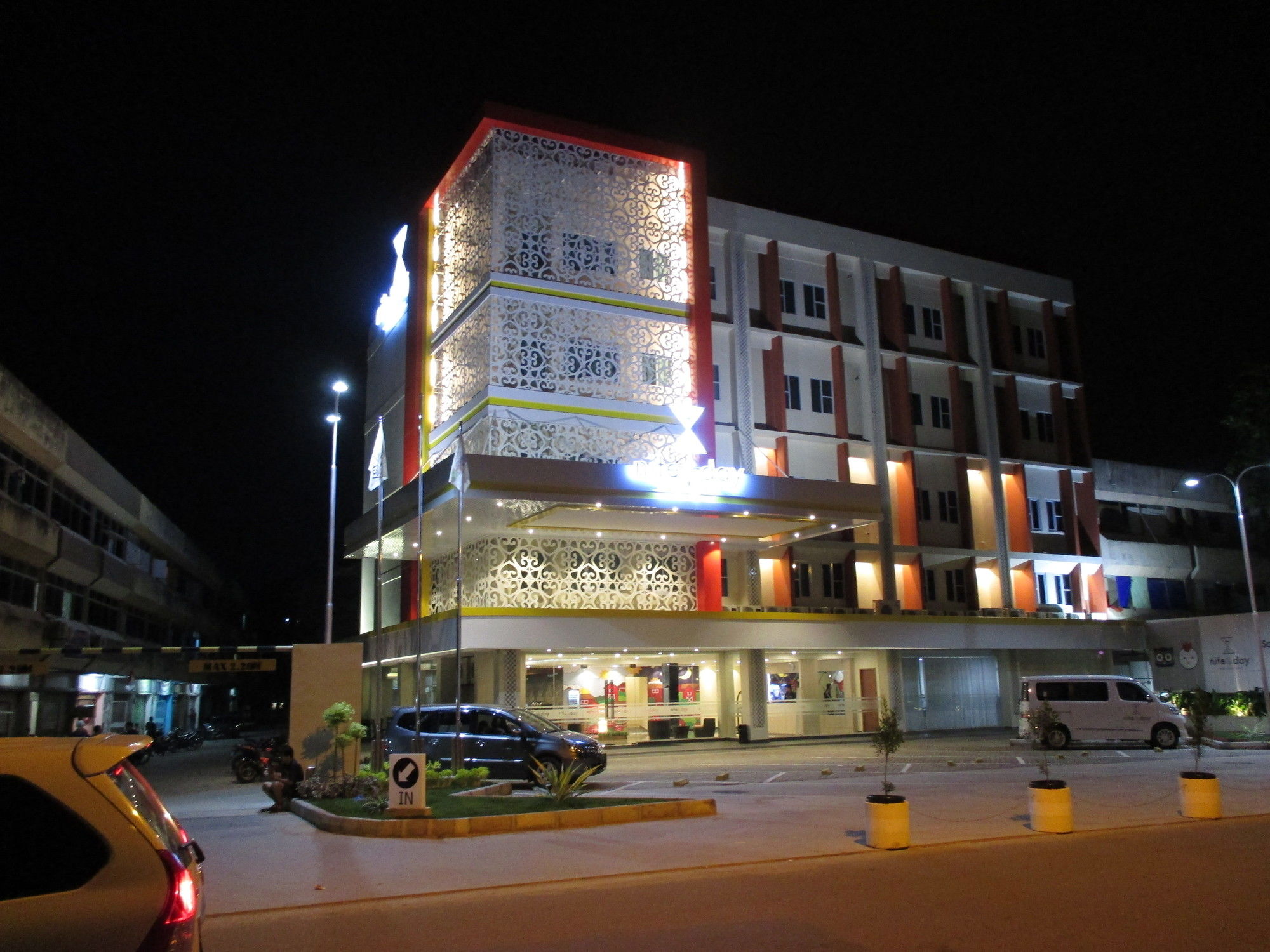 Фото Nite & Day Batam Jodoh Square