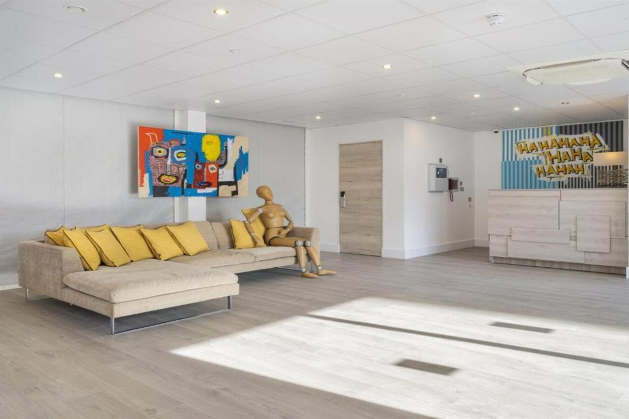 Фото Q Square by Supercity Aparthotels