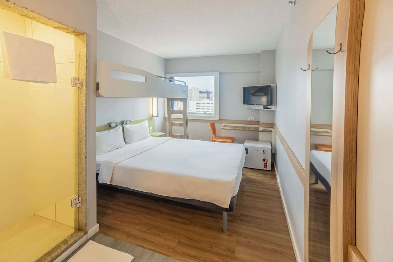 Фото Ibis Budget Fortaleza Praia de Iracema