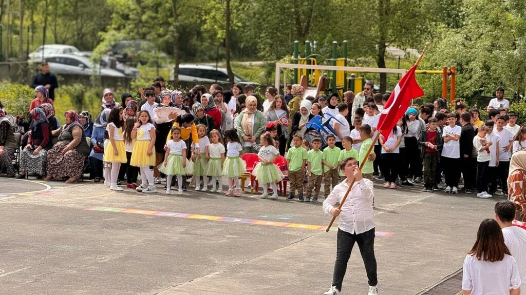 School Epciler Middle School, Bartin, photo
