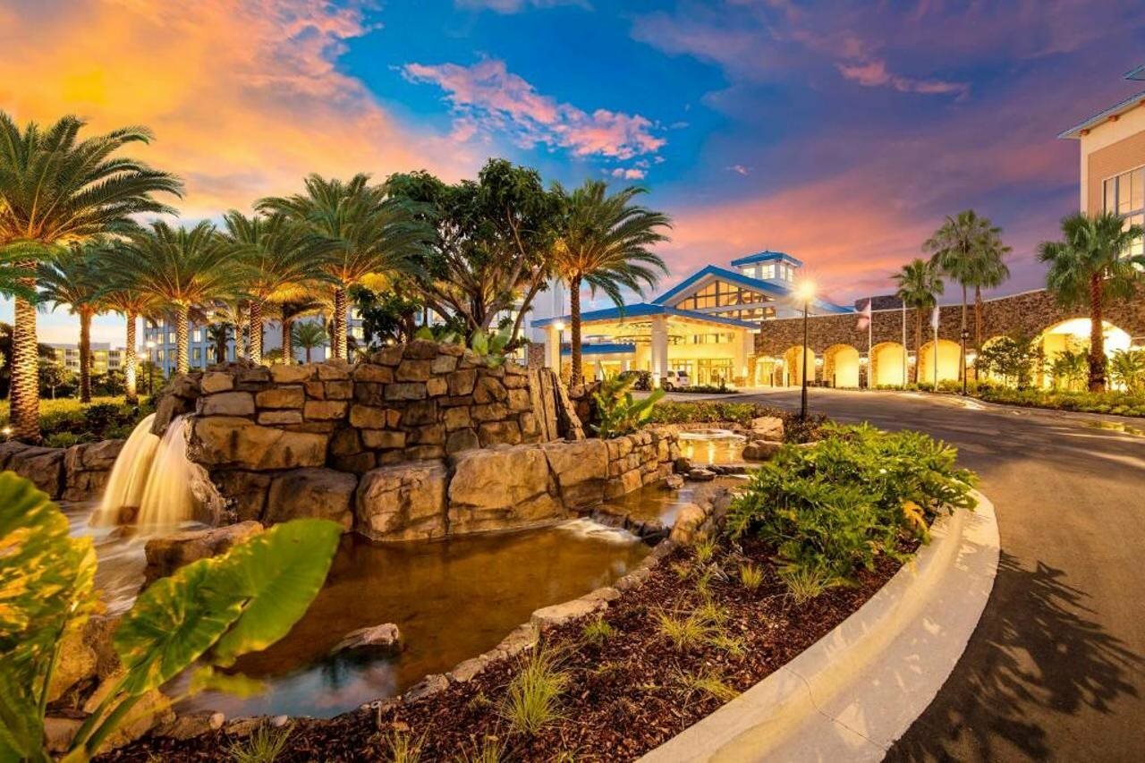 Фото Universal's Loews Sapphire Falls Resort
