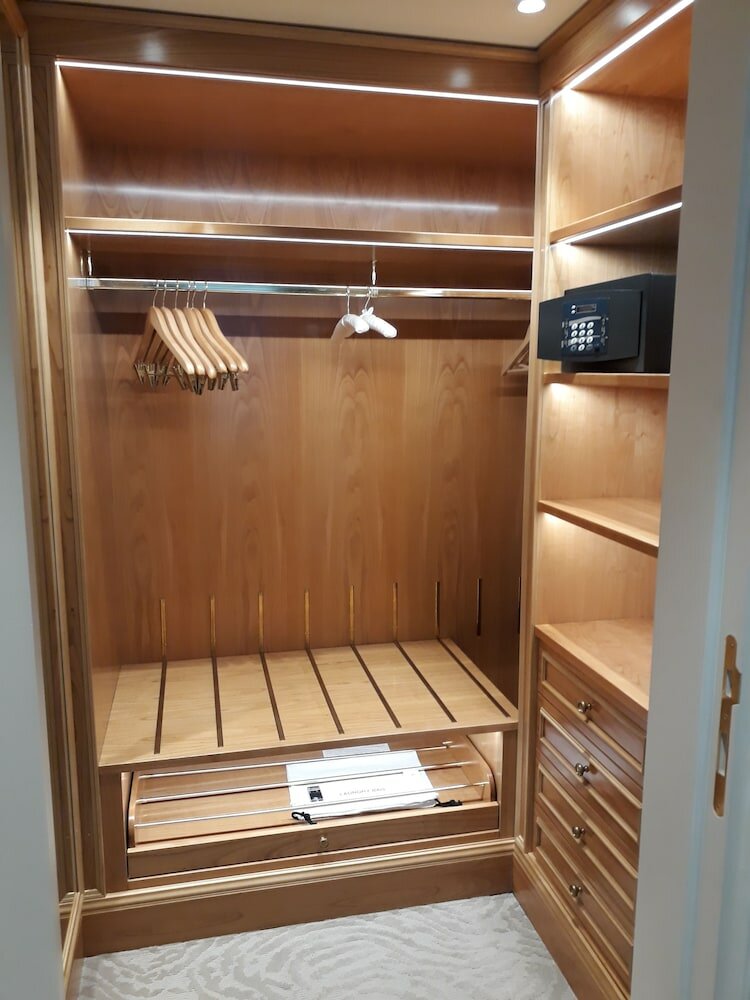 Фото Hotel Splendide Royal Paris - Relais & Chateaux