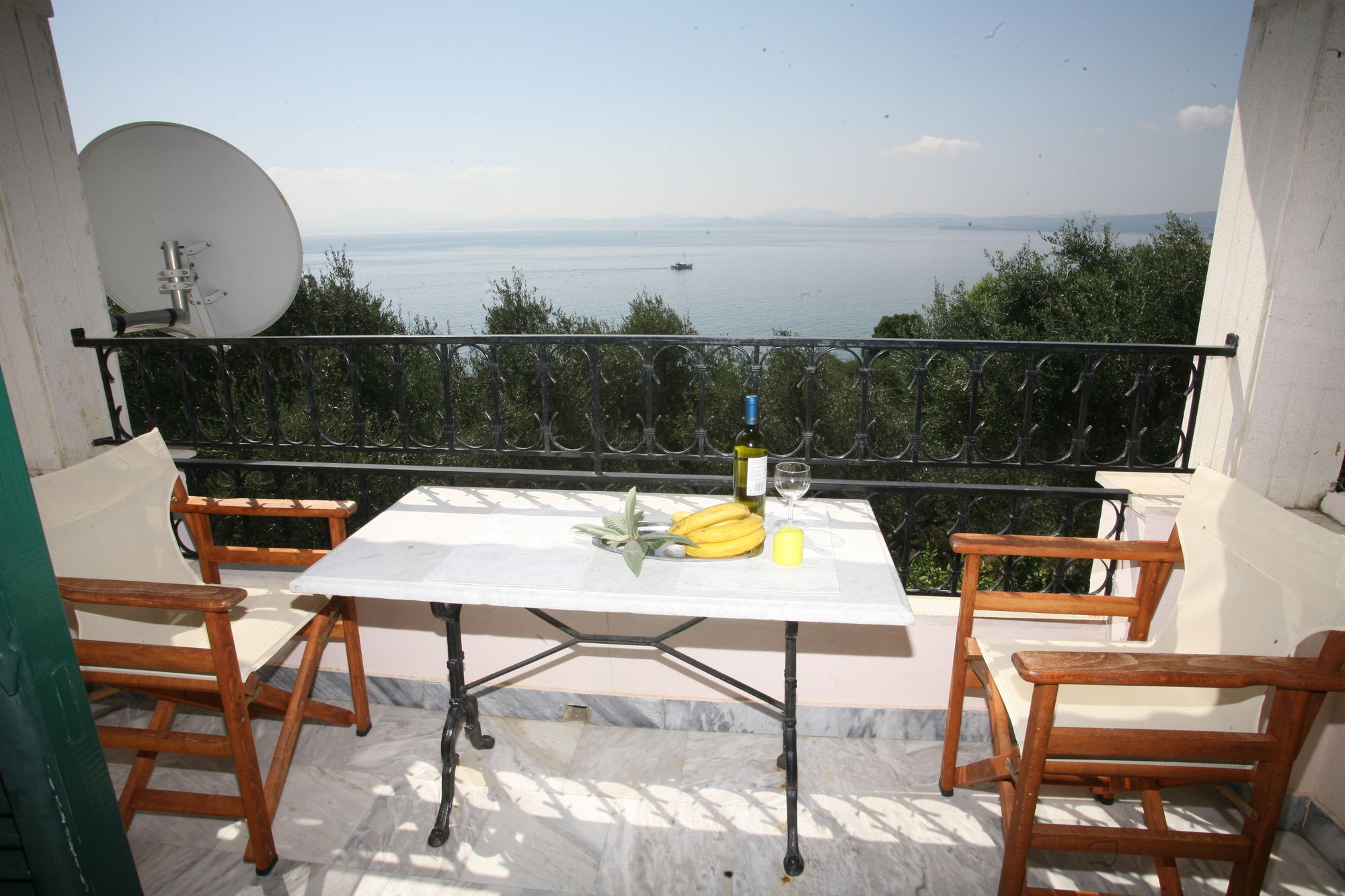 Фото Aphrodite Apartments