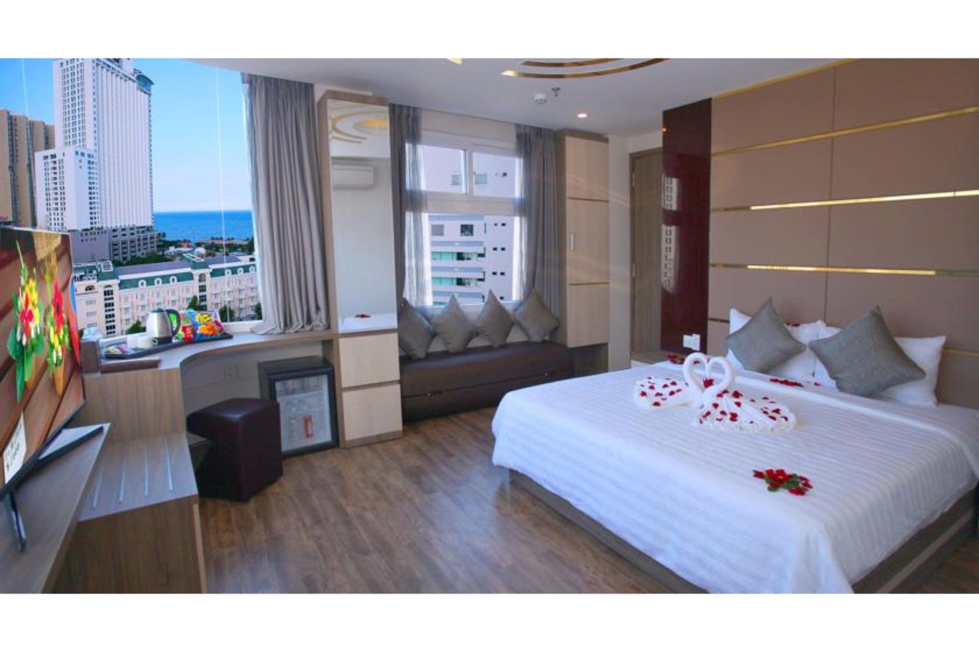 Фото New Sun Hotel