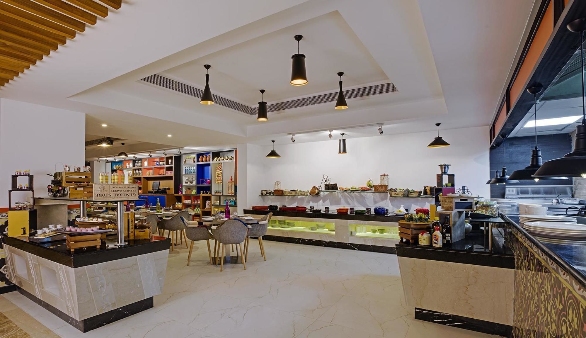 Фото Zone by the Park Orr Chennai