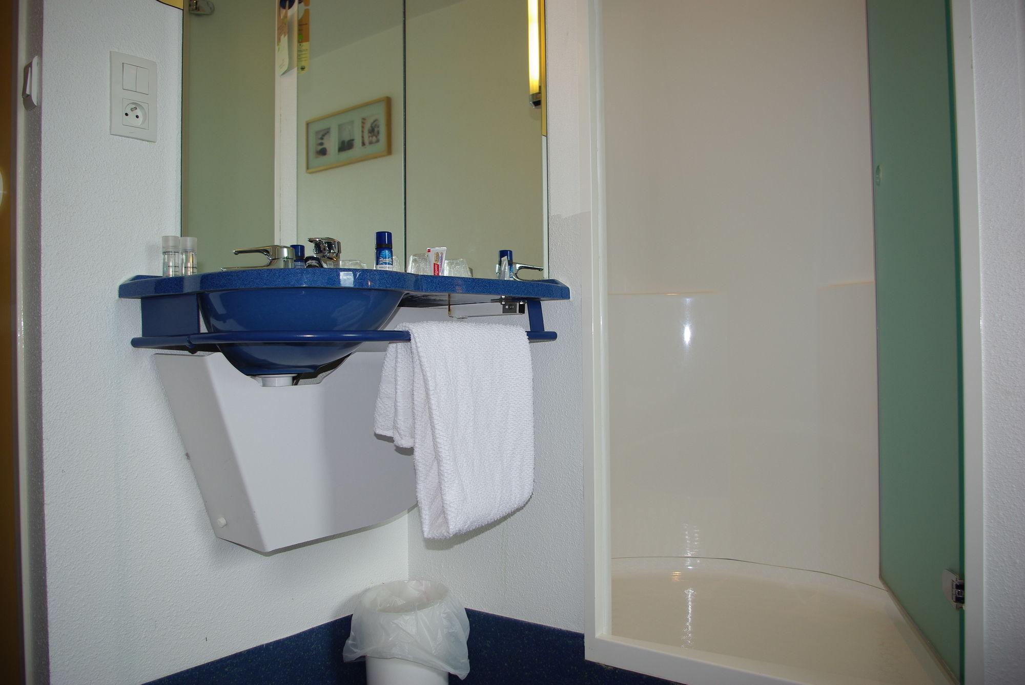 Фото Greet Hotel Paris porte de la Chapelle Aréna