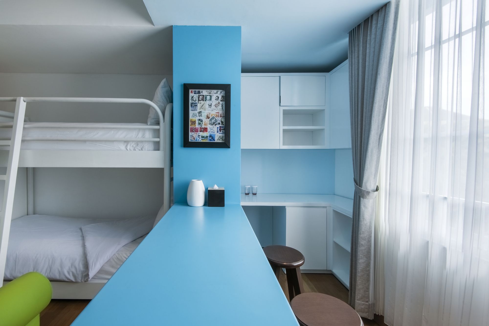 Фото Yan's House Hotel