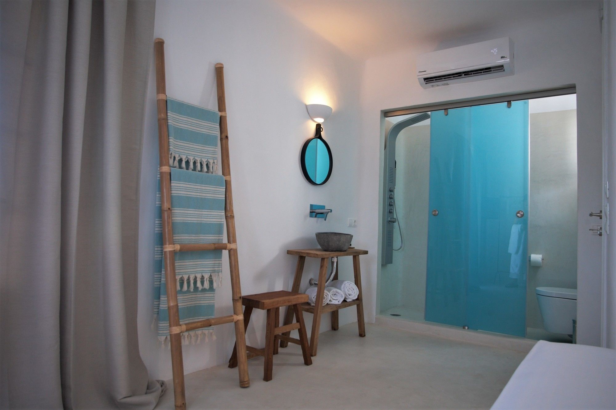 Фото Mykonos Moussa Suites