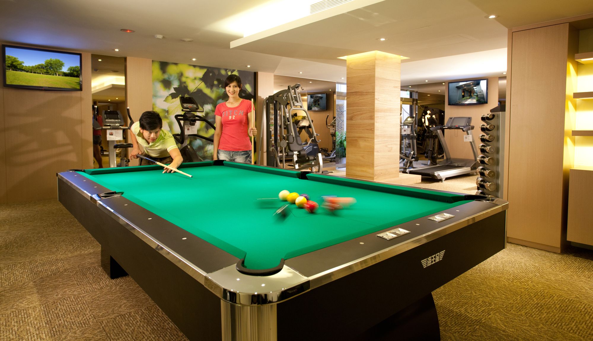 Фото The Corner House