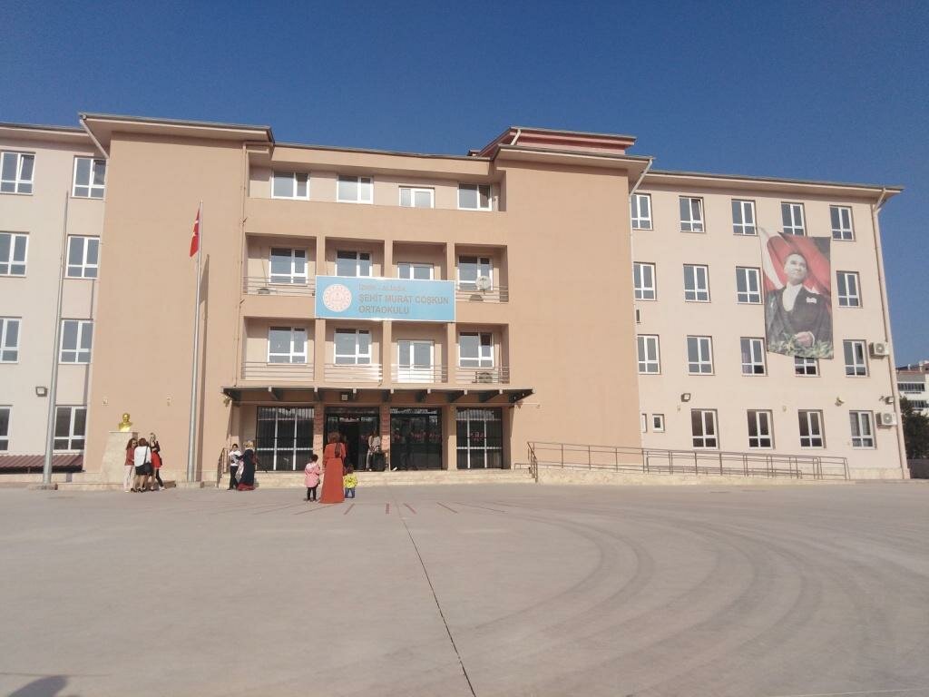 School Martyr Murat Coskun Middle School, Aliaga, photo