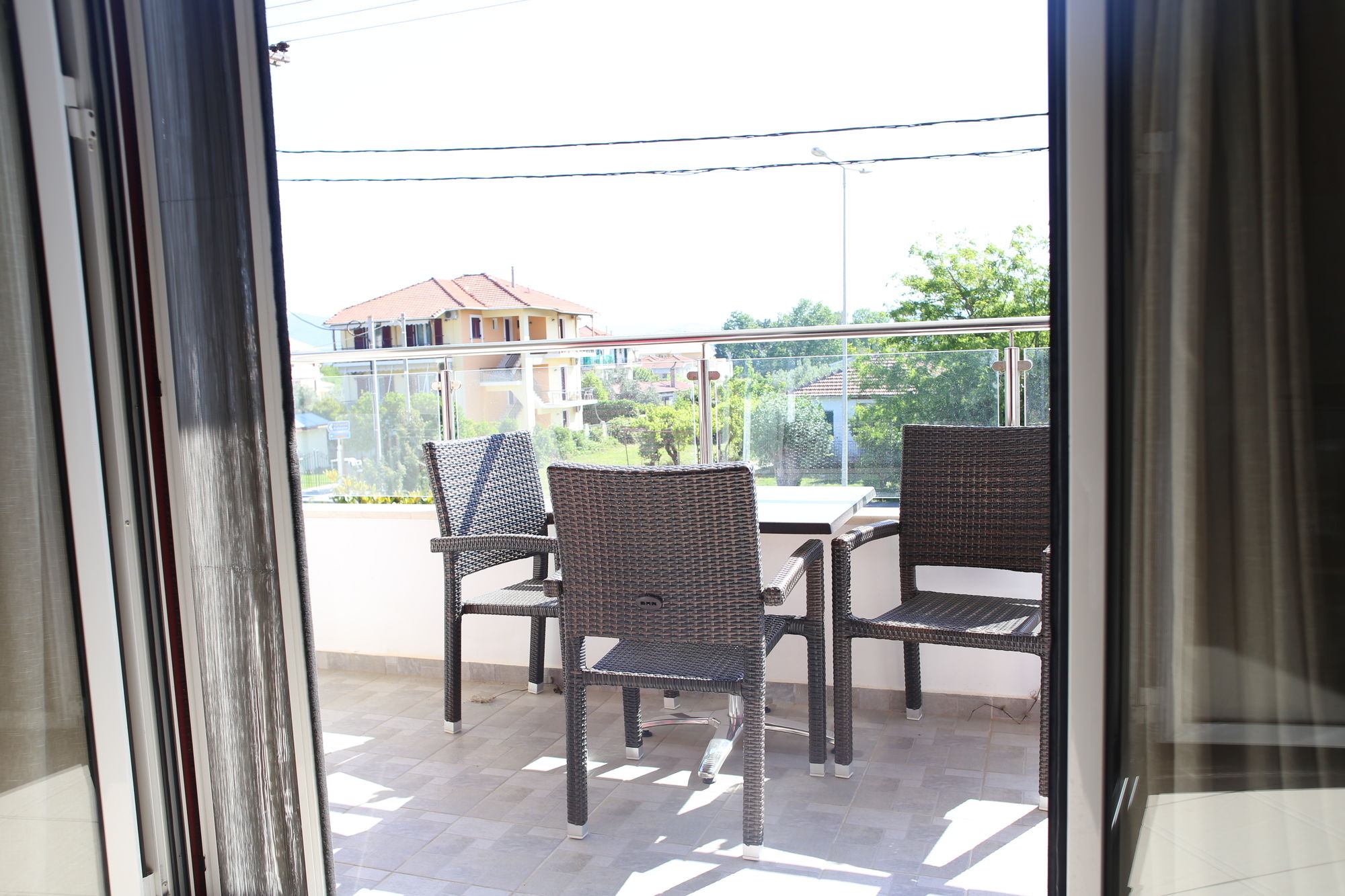 Фото Christina Studios