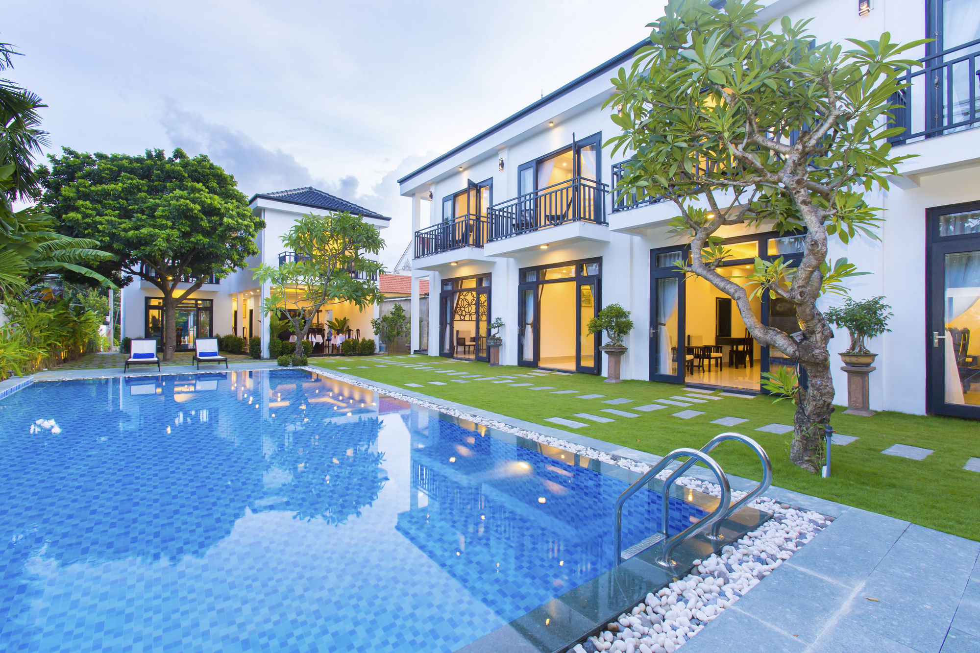 Фото Hoi An Hideaway Villa