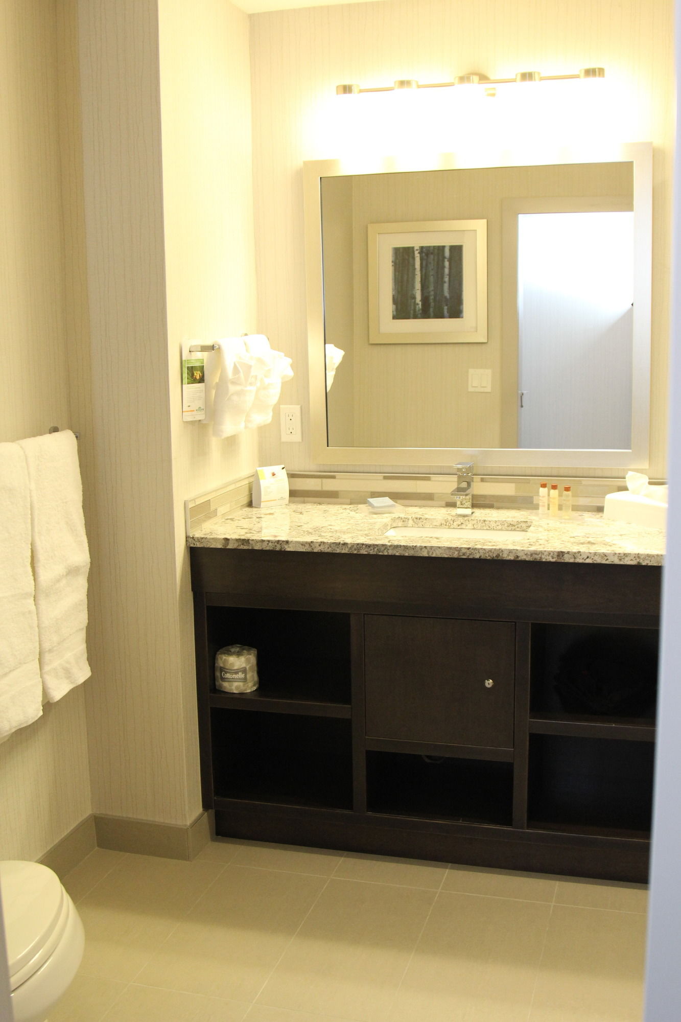 Фото Best Western Plus Airdrie Gateway