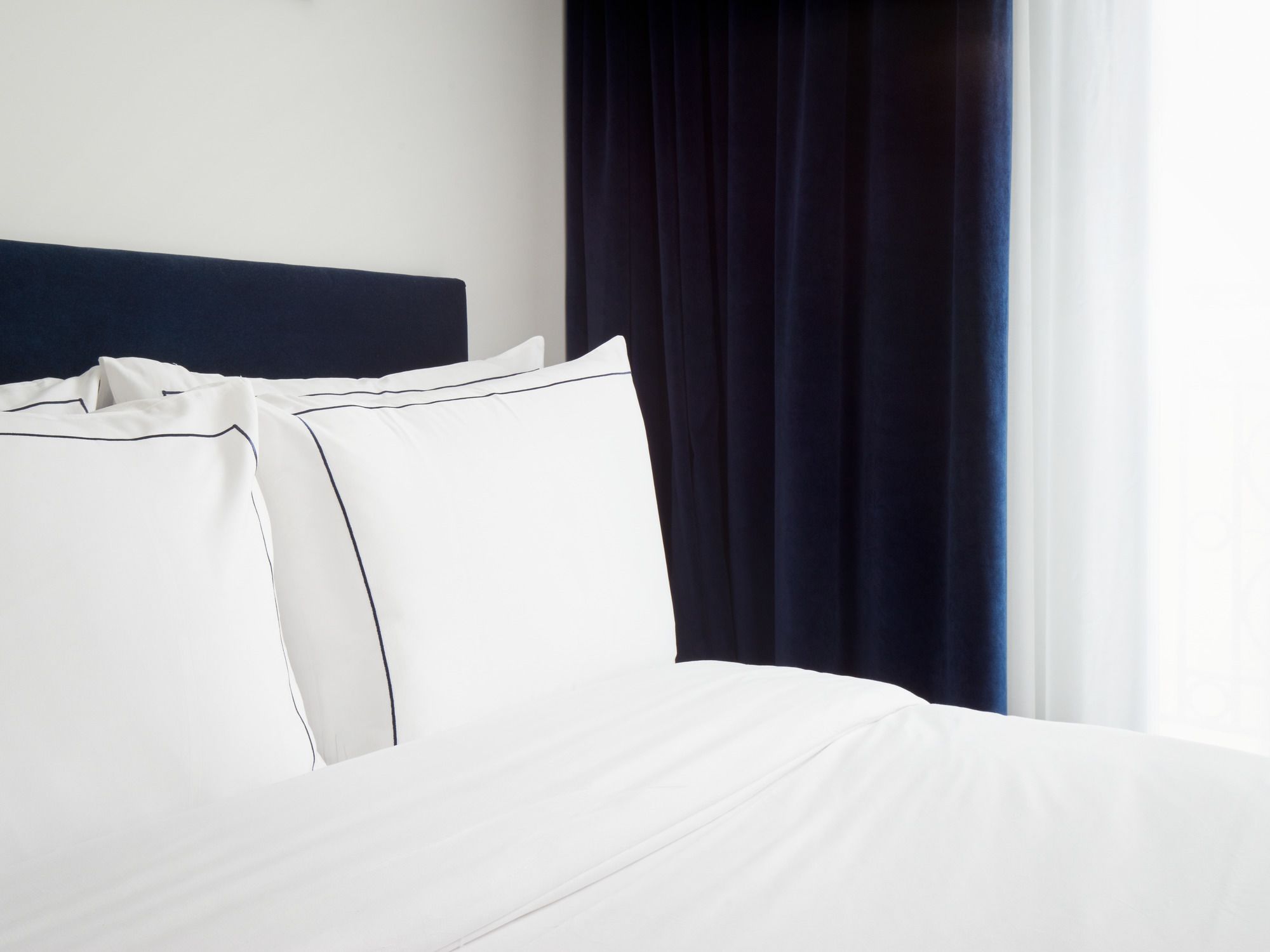 Фото Hotel Rendez Vous Batignolles