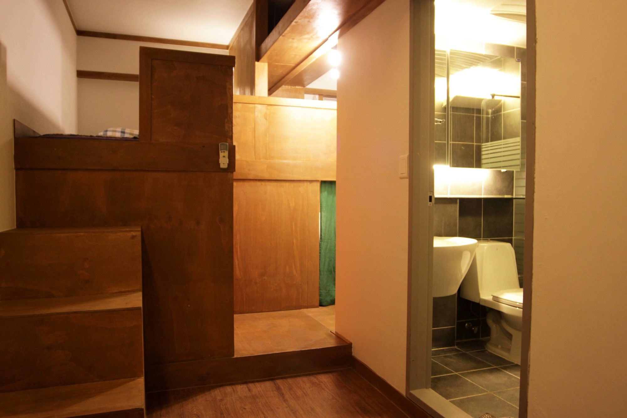 Фото Urban Art Stay - Hostel