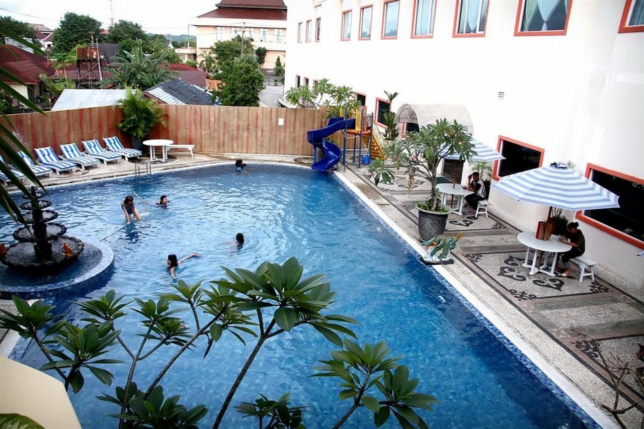 Фото Hotel Grand Tiga Mustika