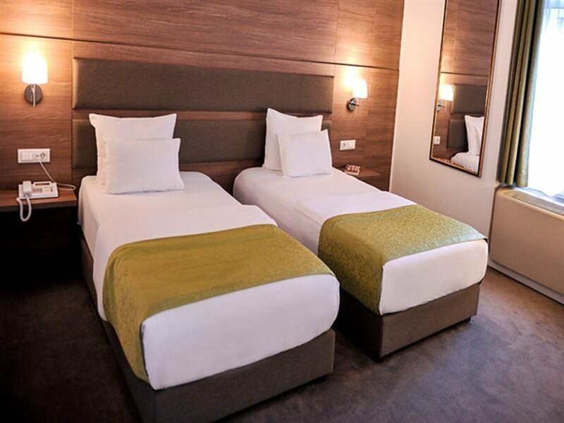 Фото Hotel Opera