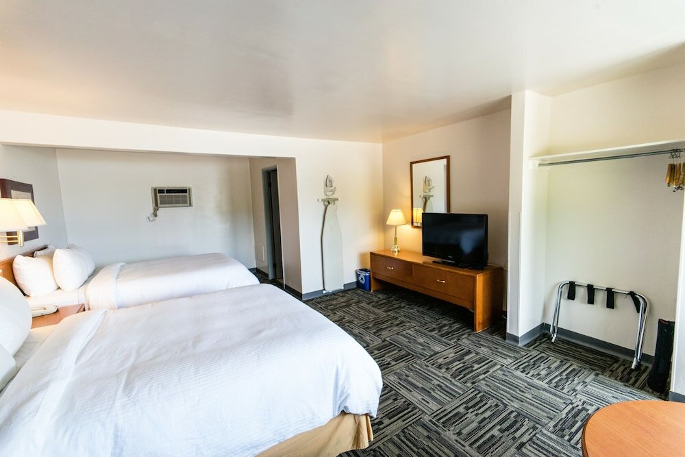 Фото Superlodge Canada Lethbridge