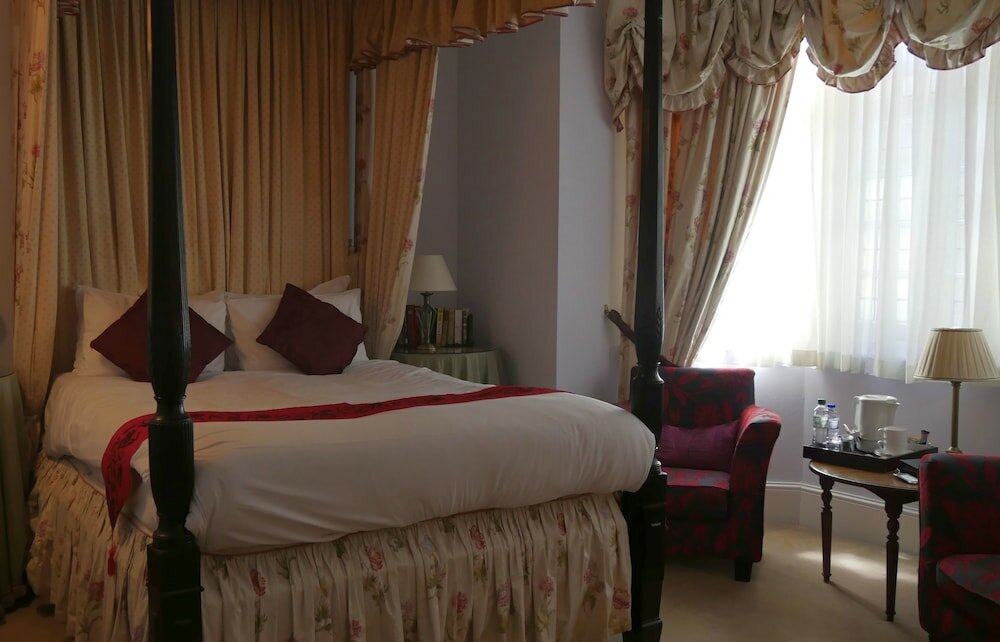 Фото The Abbey Court Notting Hill