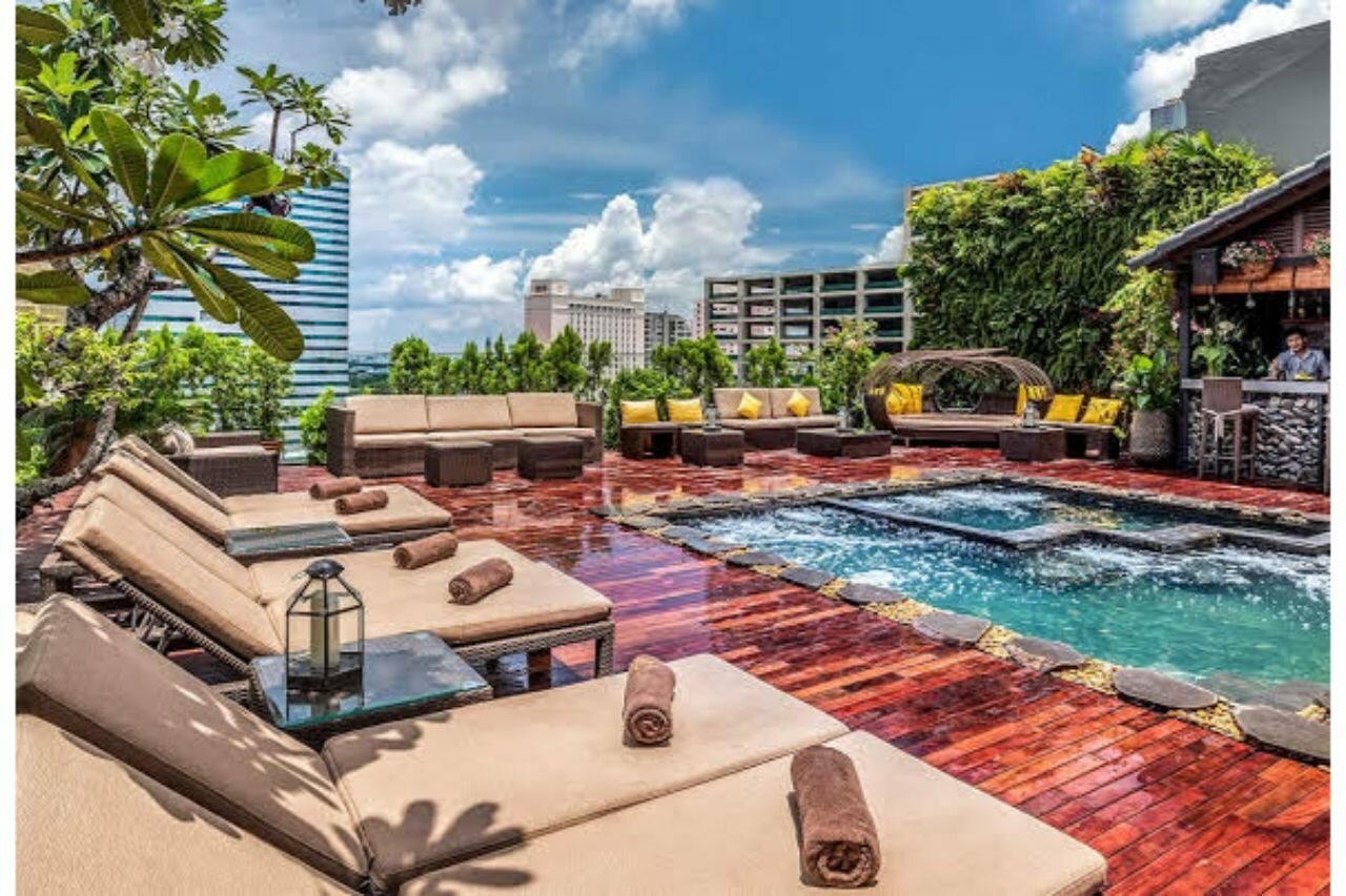 Фото отеля 2