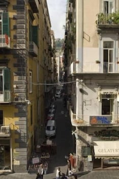 Фото Napolit'amo Hotel Principe