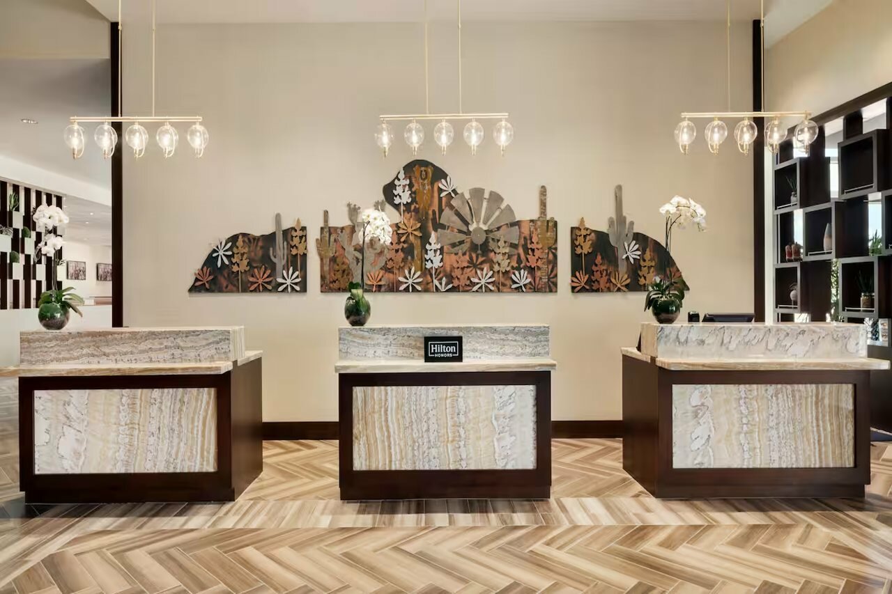 Фото Embassy Suites by Hilton San Antonio Landmark