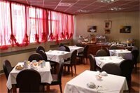 Гостиница H& xF4; tel de Champagne в Эперне