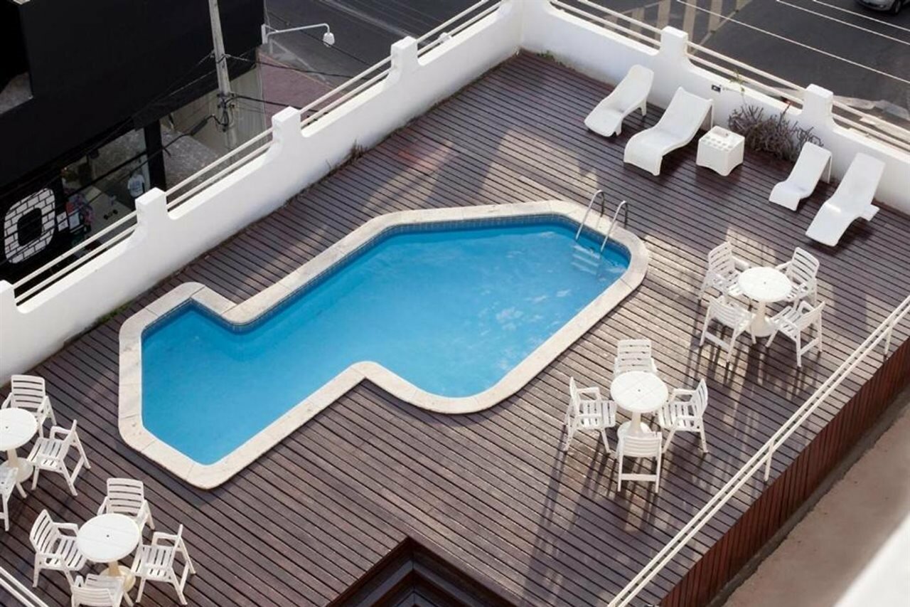 Фото отеля 2