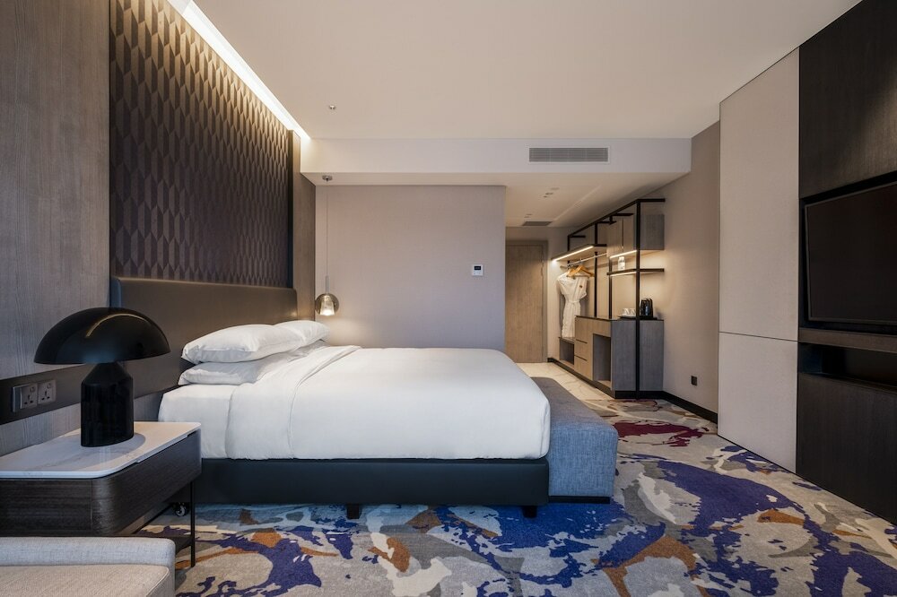 Фото Orchid Hotel