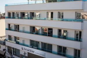 Гостиница Art & Wine Studios and Apts