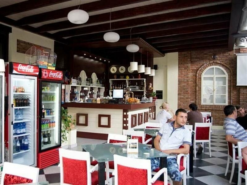 Фото Hotel Villa Tafaj