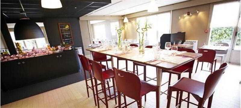 Фото Campanile Cergy Pontoise