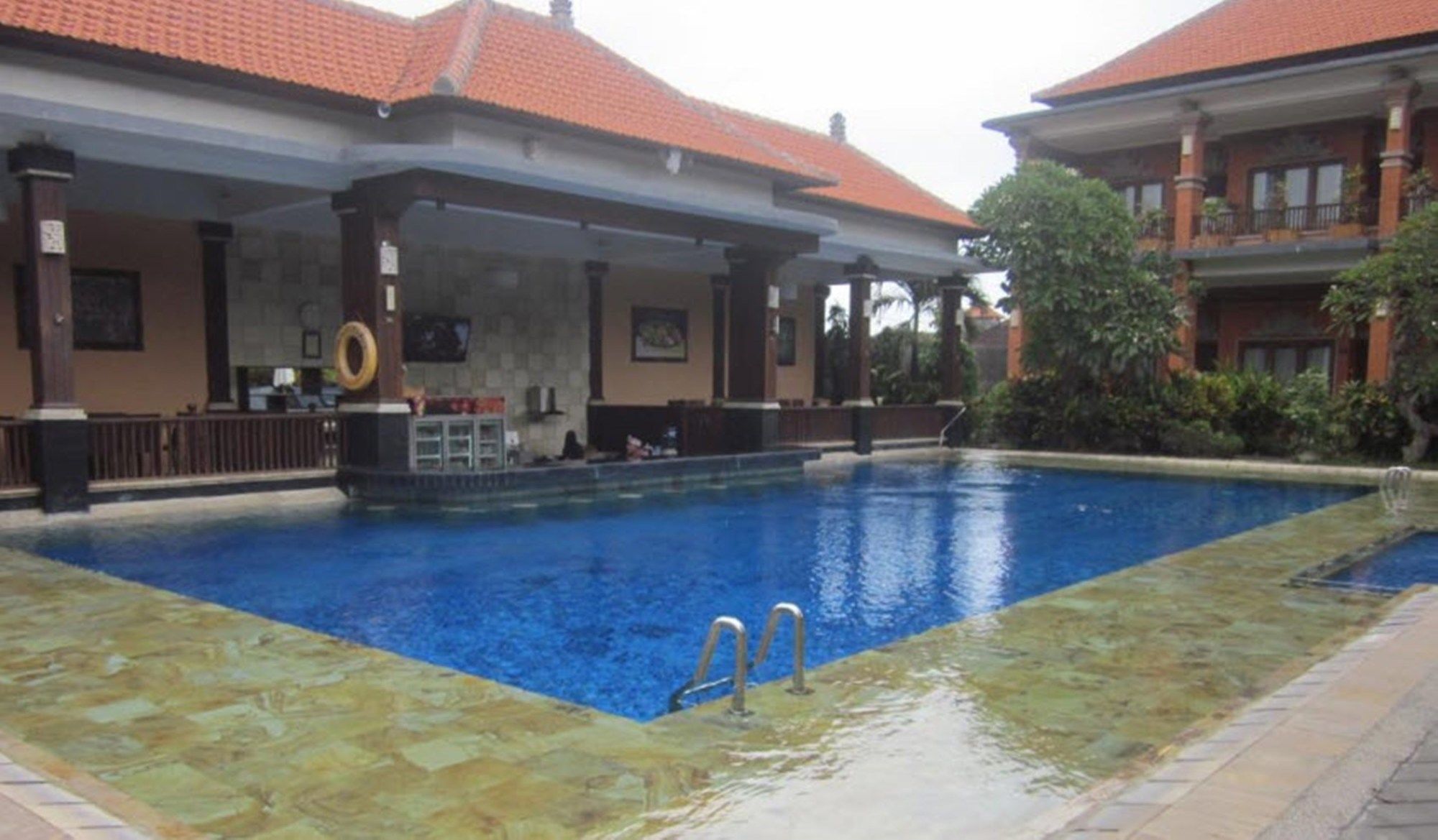 Фото Swastika Bungalows