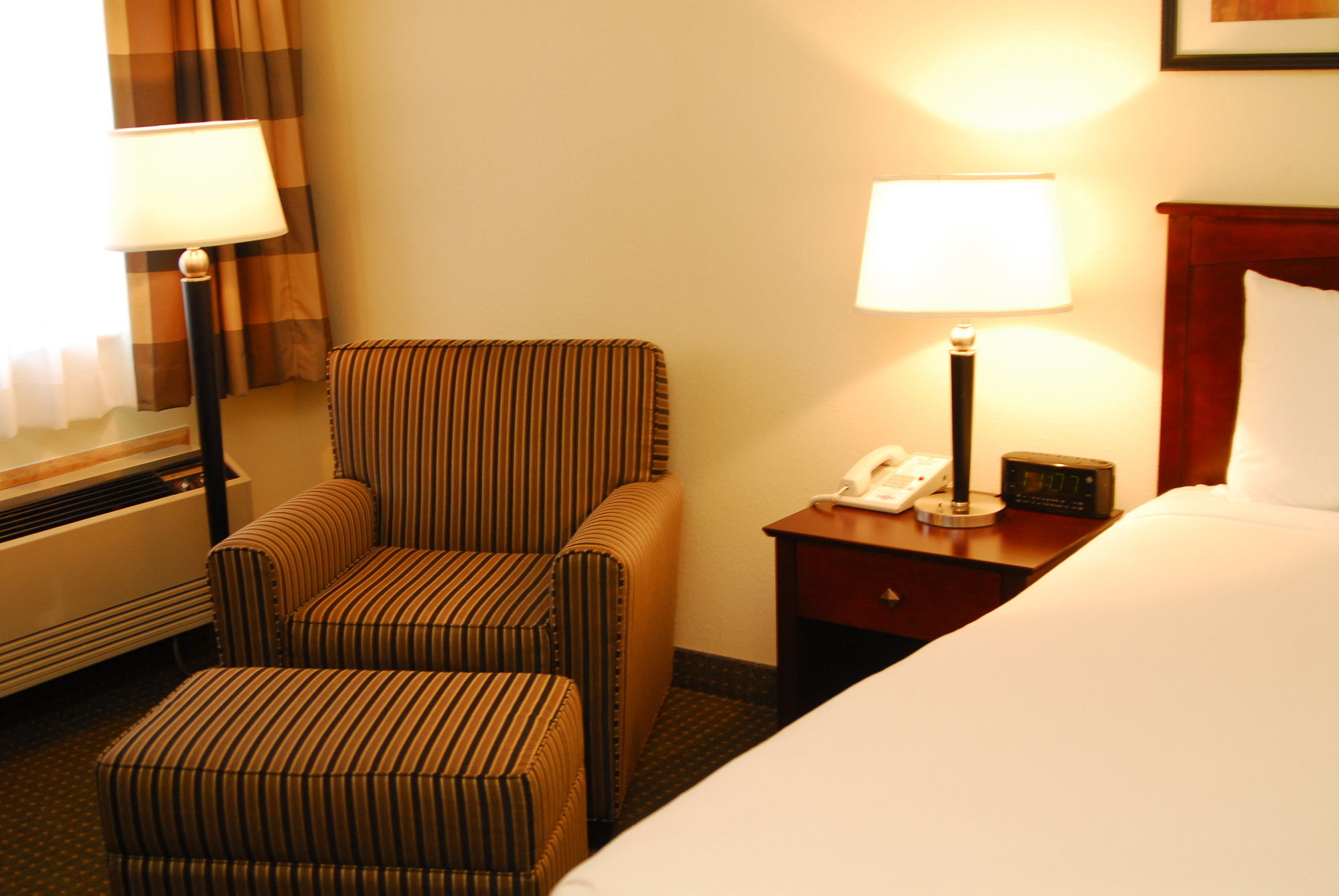 Фото Ramada by Wyndham Bettendorf