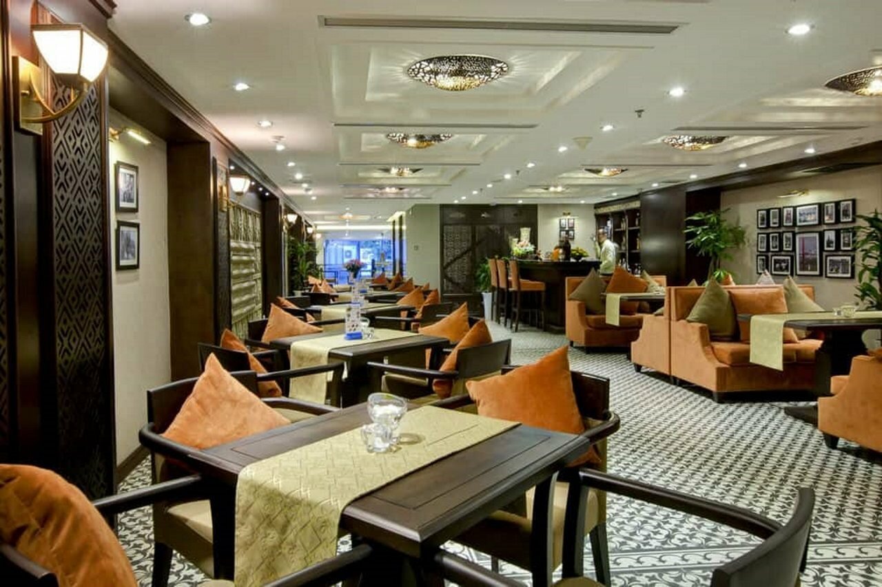 Фото Golden Lotus Luxury Hotel