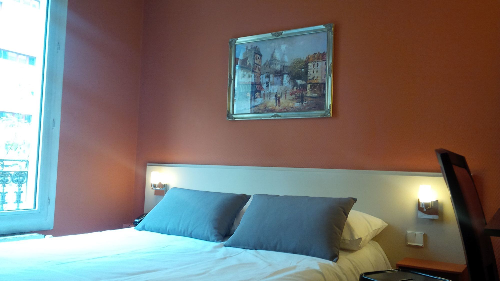 Фото Hotel Beauséjour